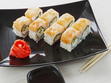Philadelphia suşi roll 