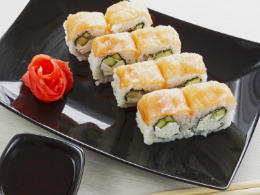 Philadelphia suşi roll 