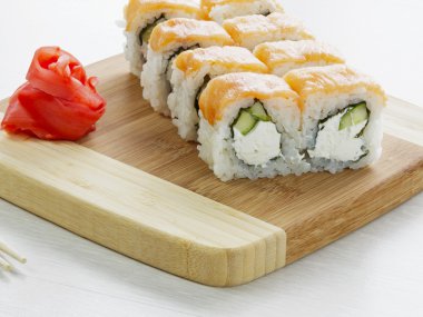Philadelphia suşi roll 