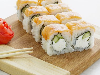 Philadelphia suşi roll 