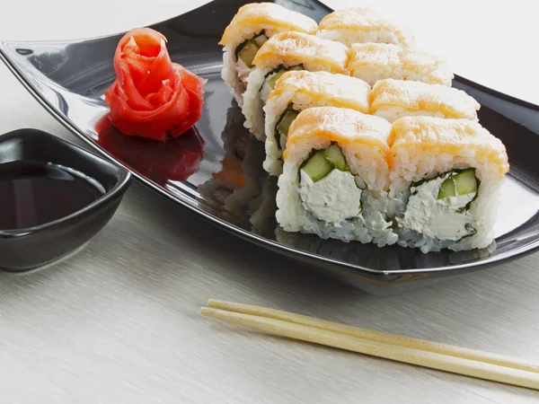 Philadelphia suşi roll 