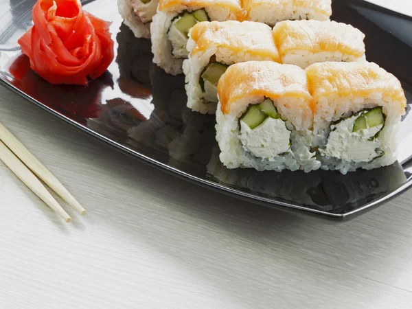 Philadelphia suşi roll 