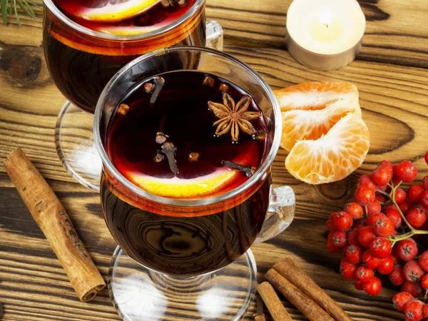 Baharat ile kırmızı şarap mulled — Stok fotoğraf