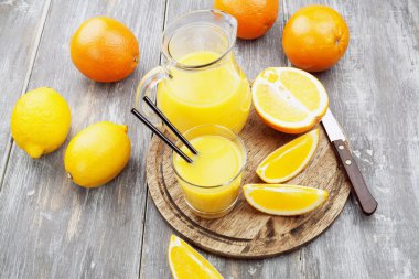 portakal ve meyve suyu