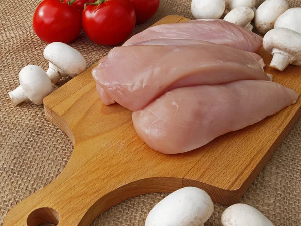 Kuřecí prsa se zeleninou — Stock fotografie