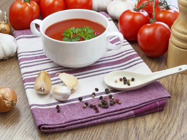 Summer gazpacho soup with vegetables — Stock Photo, Image