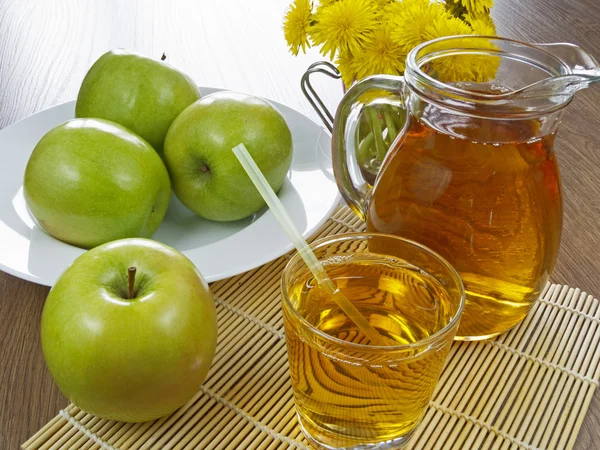 Apple juice in a bottle — Stock Photo, Image