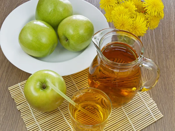 Apple juice in a bottle — Stock Photo, Image