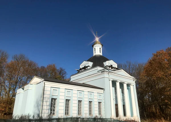 Alte Kirche Dorf Turgenevo — Stockfoto