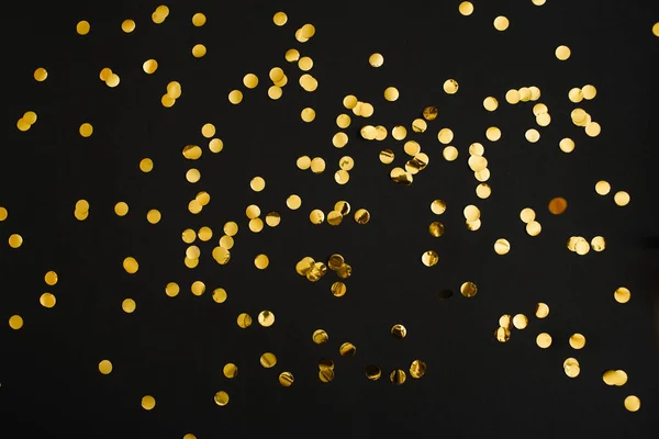 Confete Dourado Sobre Fundo Preto Fundo Festivo Férias Congratulações Aniversário — Fotografia de Stock