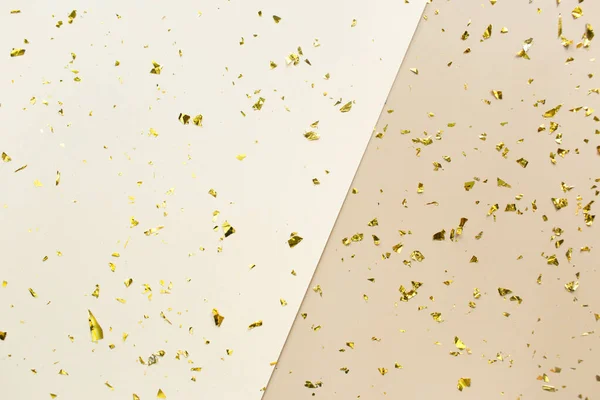 Confete Dourado Bege Papel Branco Geométrico Fundo Moda Fundo Festivo — Fotografia de Stock