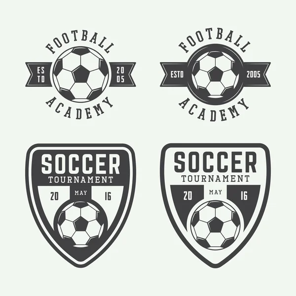 Conjunto de logotipo vintage de fútbol o fútbol, emblema, insignia . — Vector de stock