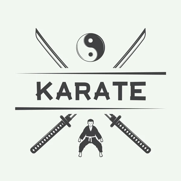 Logotipo, emblema, insignia, etiqueta de artes marciales o karate vintage — Vector de stock