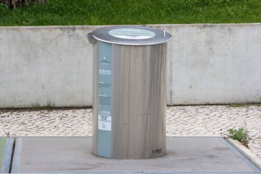 Kentsel ekopoint, çevresel sürdürülebilirlik ve sorumlu geri dönüşüm için çoklu materyal atığı topluyor