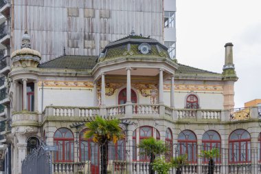 Casa Barbot Müzesi, Portekiz 'deki vila nova de gaia' da sanat eseri sergiliyor.