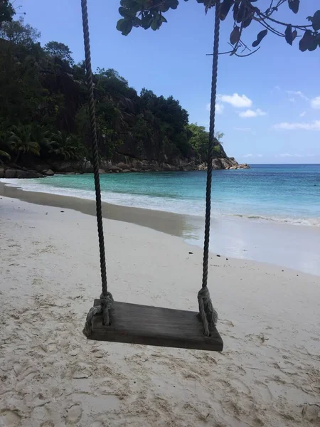 Zonnige Dag Een Woestijn Strand Seychellen — Stockfoto