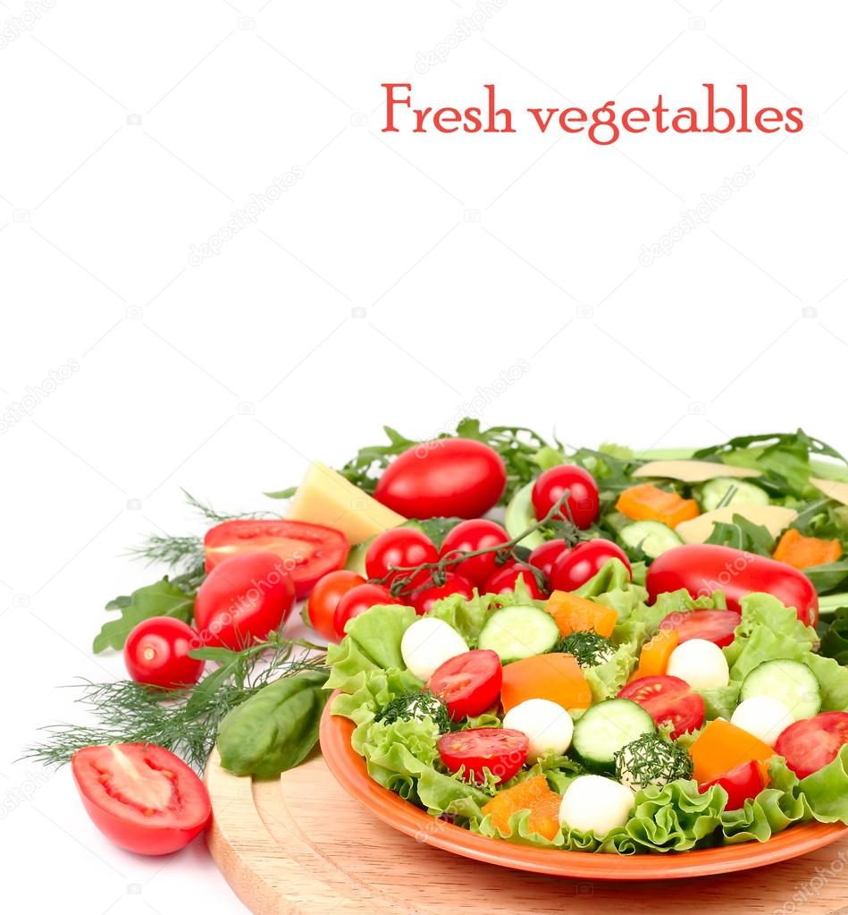 Peynir Topları ve Mevsim Salatası Peynir Topları ve Mevsim Salatası