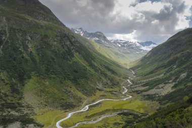 Vadideki nehir