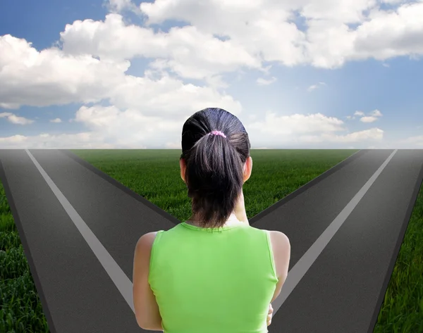 Çatallı road yakınındaki bir seçim ile kız