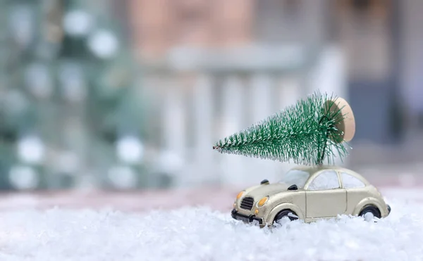 Retro Toy Car Carrying Tiny Christmas Tree Snowy Landscape Fairytale — Stock Photo, Image