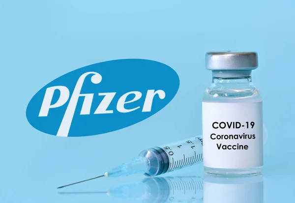 Харків Україна Січня 2021 Року Syringe Coronavirus Vaccine Vial Розроблена — стокове фото