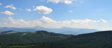 Karpat Dağları'nda güzel manzara panoramik