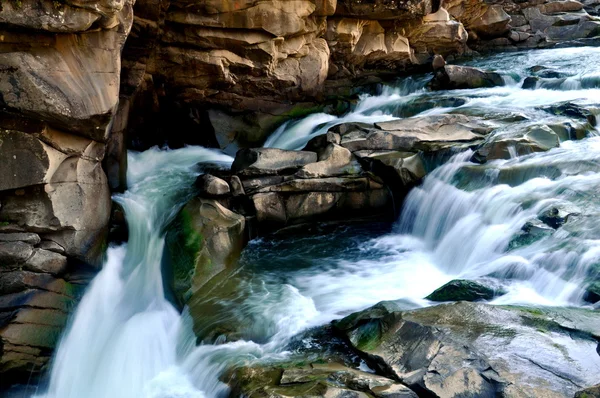 Mooie waterval close-up — Stockfoto