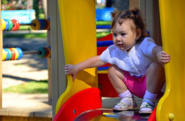 Güzel kız Bahçesi, bir slaytta tesisi