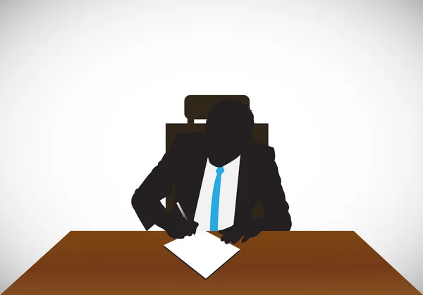 Ofiste çalışan adam.