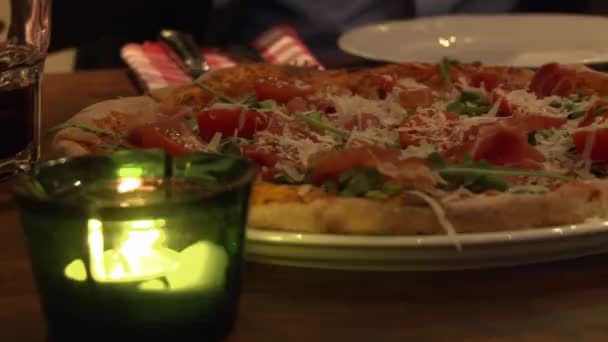 Italian pizza — Stock Video