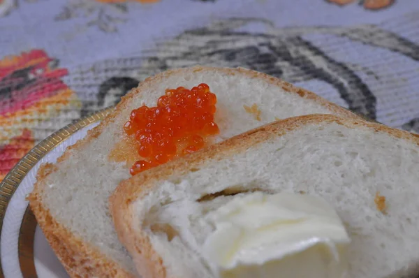 White bread on a board — Stock Photo, Image