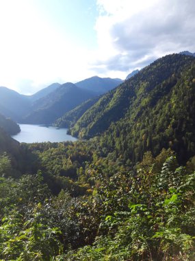 Abhazya Gölü Ritsa Muhteşem
