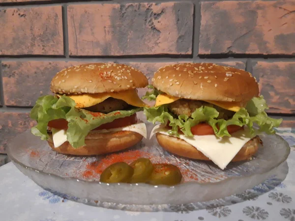 Heiße Burger Handgemacht Gewürzt — Stockfoto