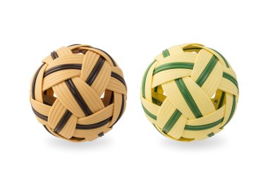 Rattan topu c beyaz izole zemin üzerine sepak takraw için