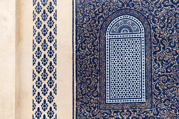 Detail modré brány Bab Boujelud ve Fesu — Stock fotografie