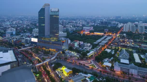 Zeitraffer-Ansicht der Stadtlandschaft Bangkoks bei Sonnenuntergang, Thailand — Stockvideo