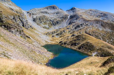 Lagh de Calvaresc - Heart lake