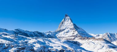 Matterhorn Panorama görünümünü açık güneşli bir günde