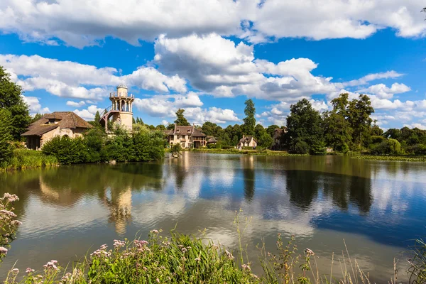 The queen's hamlet near Versailles palace — Stock Photo, Image