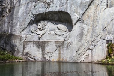 Lucerne aslan Anıtı