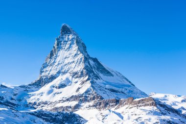 Matterhorn görünümünü açık güneşli bir günde