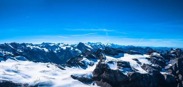 Panorama view of Swiss Alps — Stock Photo, Image
