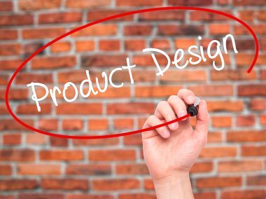 Adam el ürün tasarımı ile siyah kalemi görsel scre yazma.