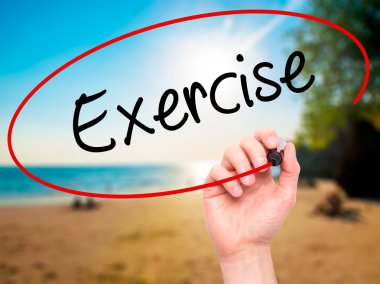 Adam el egzersiz ile siyah kalemi görsel ekranda yazma..