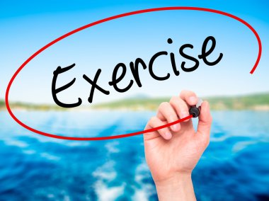 Adam el egzersiz ile siyah kalemi görsel ekranda yazma..