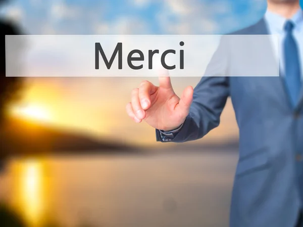 Merci - Businessman main appuyant sur le bouton sur l'écran tactile interfa — Photo