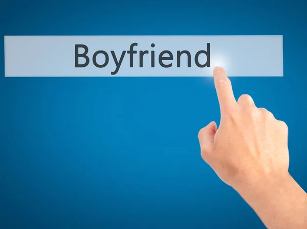 Boyfriend - Рука натискає кнопку на розмитому фоні концепції — стокове фото