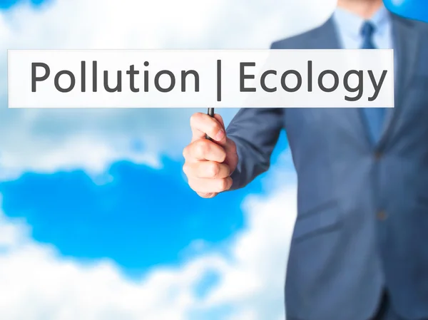 Οικολογία ρύπανση-συμμετοχή επιχειρηματία-πινακίδα — Φωτογραφία Αρχείου
