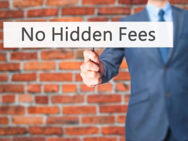 Hiçbir gizli ücretler - işadamı el işareti tutarak