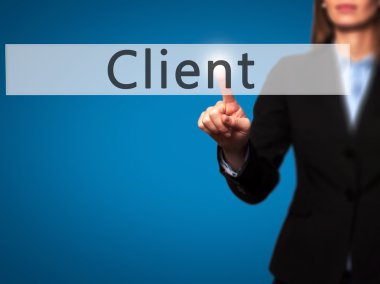 Müşteri - Dokunmatik ekran inte'de iş kadını el tuşuna basma